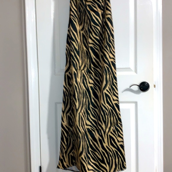 Jessica McClintock strapless tiger print dress. Rhinestones across bust, Size 7 - Picture 3 of 9